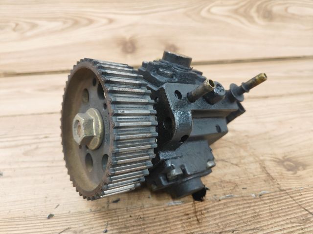 bontott ALFA ROMEO 147 Nagynyomású Szivattyú