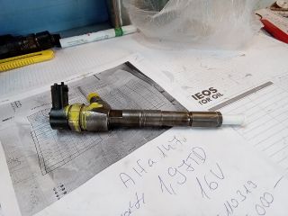 bontott ALFA ROMEO 147 Porlasztó (1 db)