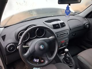 bontott ALFA ROMEO 147 Fedélzeti Számítógép