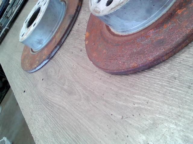 bontott ALFA ROMEO 147 Hátsó Pár Féktárcsa