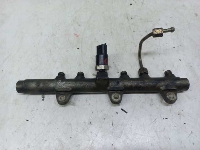 bontott ALFA ROMEO 147 Közösnyomócső