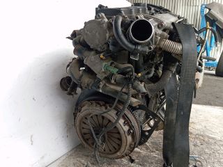 bontott ALFA ROMEO 147 Motor (Fűzött blokk hengerfejjel)