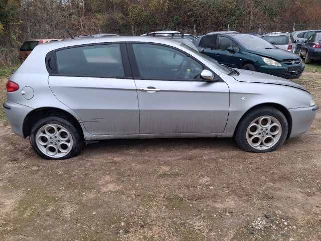 bontott ALFA ROMEO 147 Önindító