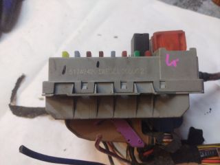 bontott ALFA ROMEO 147 Biztosítéktábla Motortér