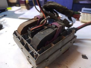 bontott ALFA ROMEO 147 Biztosítéktábla Motortér