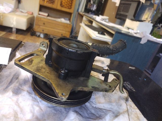 bontott ALFA ROMEO 147 Kormányszervó Motor (Hidraulikus)