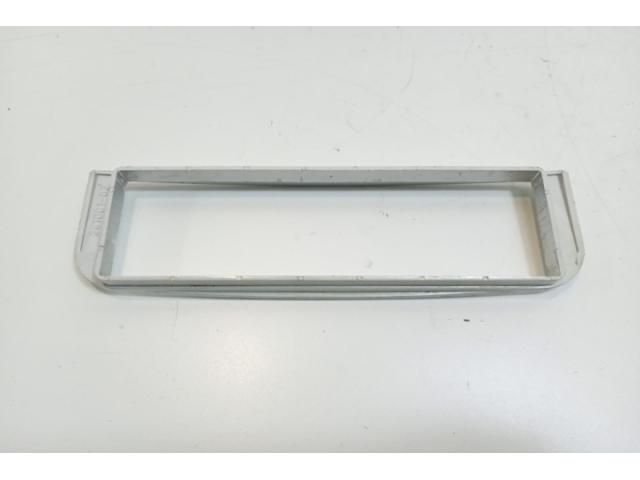 bontott ALFA ROMEO 147 Középső Műszerfal Díszléc