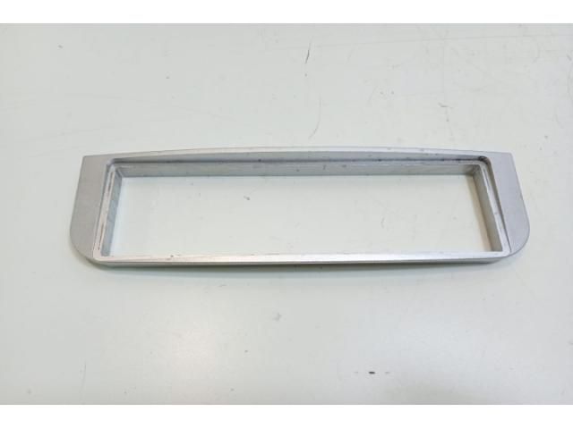 bontott ALFA ROMEO 147 Középső Műszerfal Díszléc