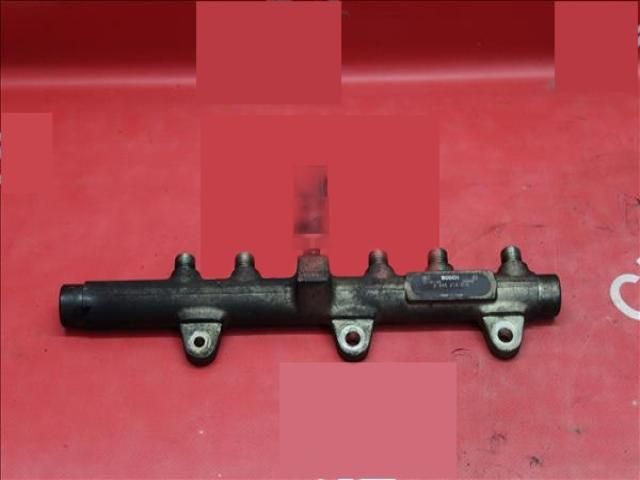 bontott ALFA ROMEO 147 Porlasztó Sor / Híd