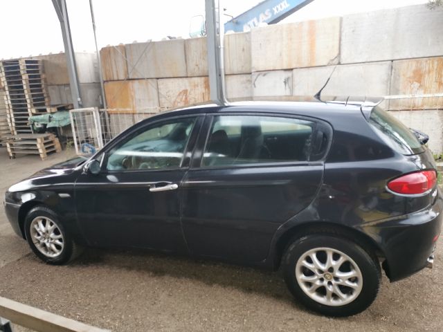 bontott ALFA ROMEO 147 Klímakompresszor