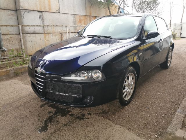 bontott ALFA ROMEO 147 Klímakompresszor