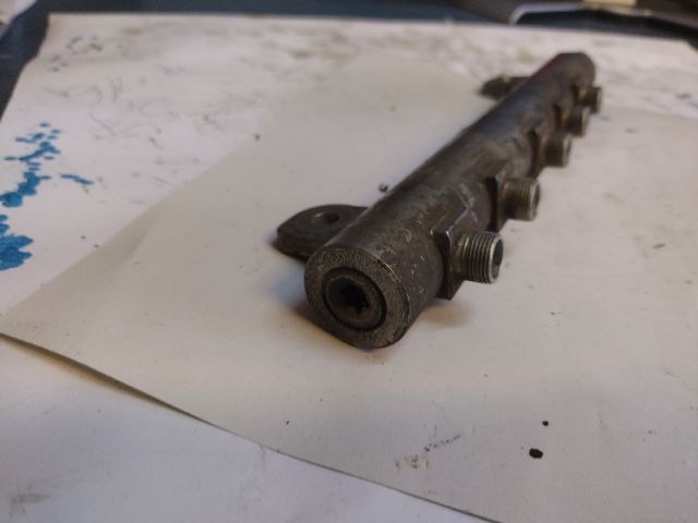 bontott ALFA ROMEO 147 Közösnyomócső