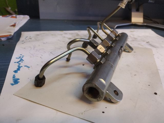 bontott ALFA ROMEO 147 Közösnyomócső