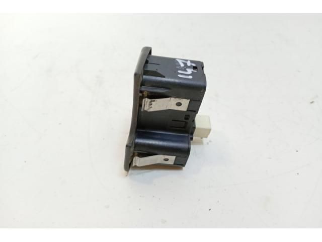 bontott ALFA ROMEO 147 Ablakemelő Kapcsoló (Pozíciófüggetlen)