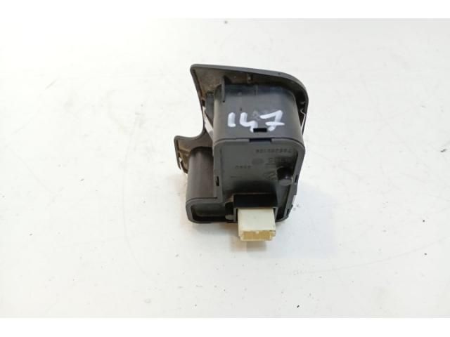 bontott ALFA ROMEO 147 Ablakemelő Kapcsoló (Pozíciófüggetlen)