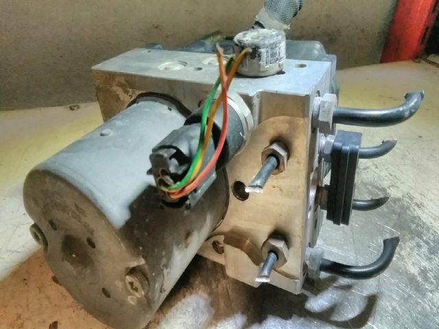 bontott ALFA ROMEO 147 ABS Kocka