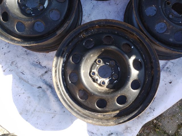 bontott ALFA ROMEO 147 Acélfelni Szett