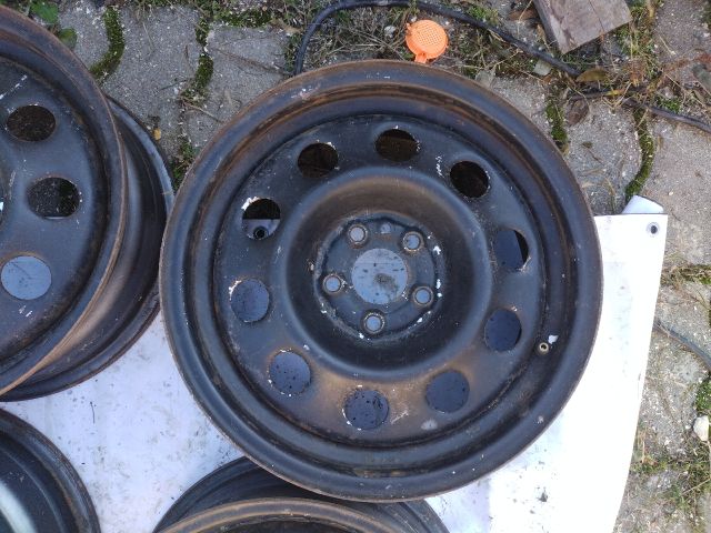 bontott ALFA ROMEO 147 Acélfelni Szett