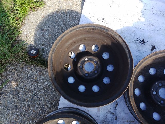 bontott ALFA ROMEO 147 Acélfelni Szett