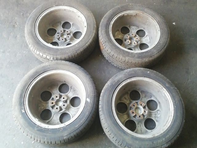 bontott ALFA ROMEO 147 Alufelni Szett Gumival
