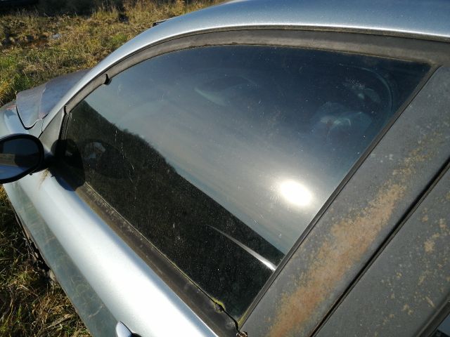 bontott ALFA ROMEO 147 Bal első Ajtó (Részeivel)