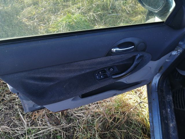 bontott ALFA ROMEO 147 Bal első Ajtó (Részeivel)