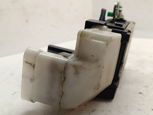 bontott ALFA ROMEO 147 Bal első Ajtózár