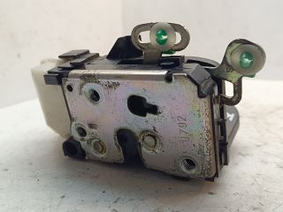 bontott ALFA ROMEO 147 Bal első Ajtózár