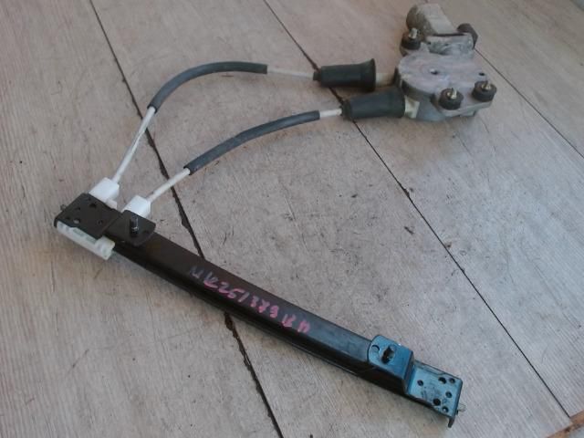 bontott ALFA ROMEO 147 Bal hátsó Ablakemelő Szerkezet (Elektromos)