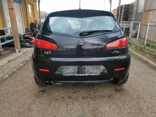 bontott ALFA ROMEO 147 Bal hátsó Ajtó (Üres lemez)