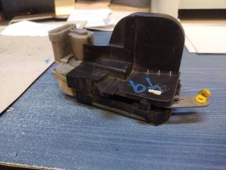 bontott ALFA ROMEO 147 Bal hátsó Ajtózár