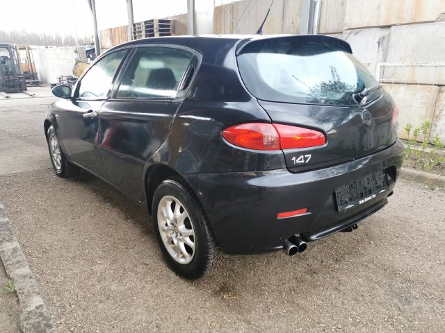 bontott ALFA ROMEO 147 Bal hátsó Gólyaláb (Lengécsillapító, Rugó)