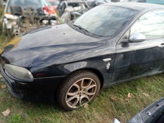 bontott ALFA ROMEO 147 Bal hátsó Gumikéder