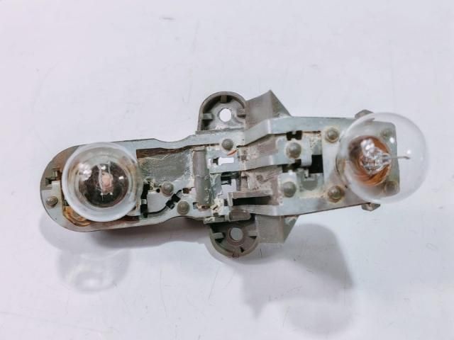 bontott ALFA ROMEO 147 Bal Hátsó Lámpa Foglalat