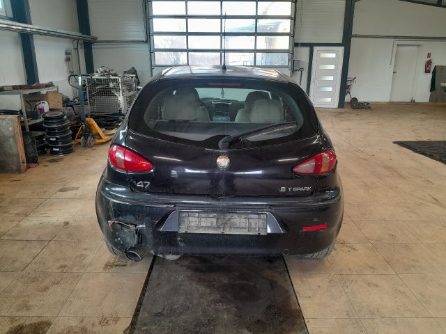 bontott ALFA ROMEO 147 Bal Külső Hátsó Lámpa