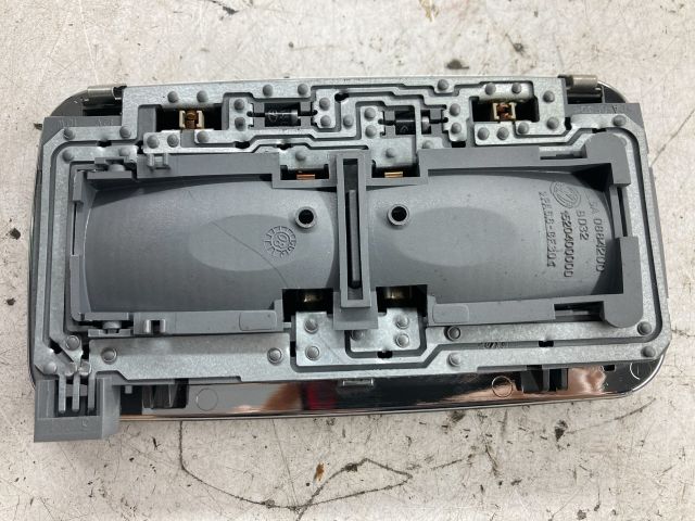 bontott ALFA ROMEO 147 Beltér Világítás Első