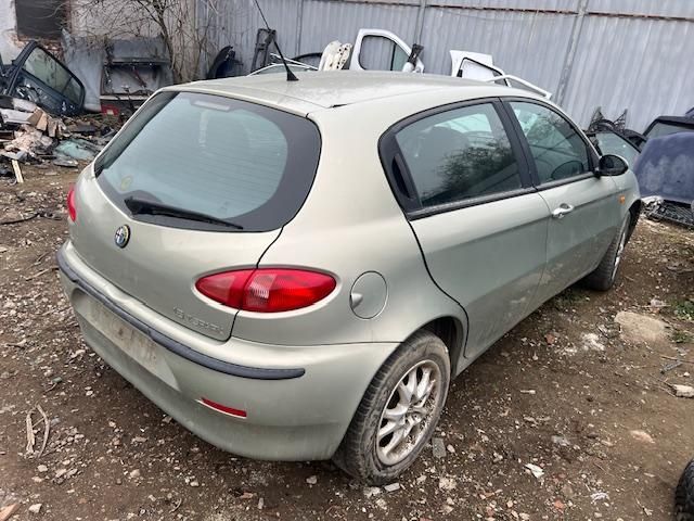 bontott ALFA ROMEO 147 Beltér Világítás Első