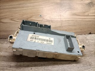 bontott ALFA ROMEO 147 Biztosítéktábla Utastér