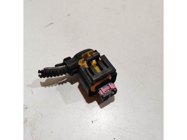 bontott ALFA ROMEO 147 Csatlakozó