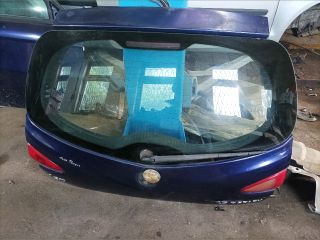 bontott ALFA ROMEO 147 Csomagtérajtó (Részeivel)