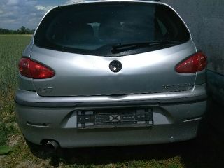 bontott ALFA ROMEO 147 Csomagtérajtó (Üres lemez)