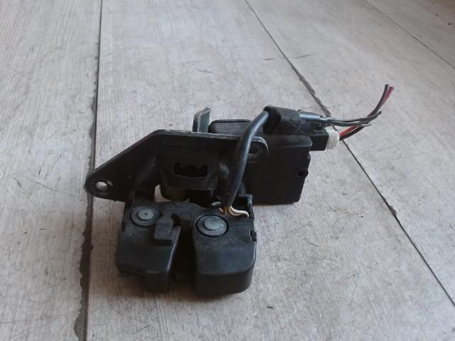 bontott ALFA ROMEO 147 Csomagtérajtó Zárszerkezet