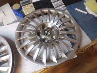 bontott ALFA ROMEO 147 Dísztárcsa (1 db)