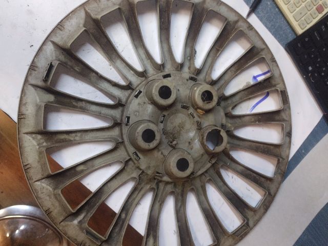 bontott ALFA ROMEO 147 Dísztárcsa (1 db)