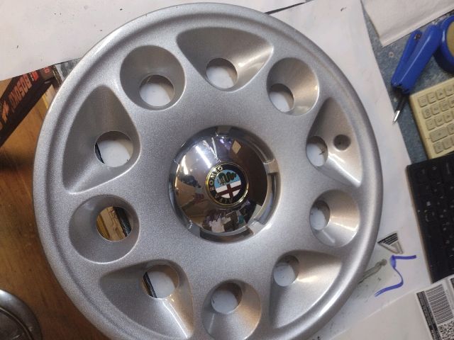 bontott ALFA ROMEO 147 Dísztárcsa (1 db)