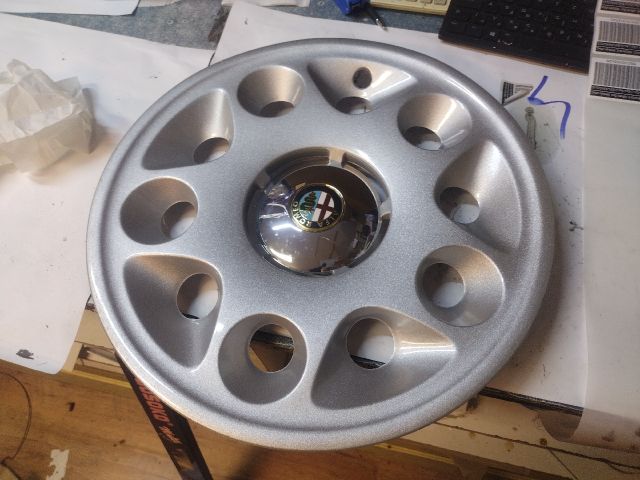 bontott ALFA ROMEO 147 Dísztárcsa (1 db)