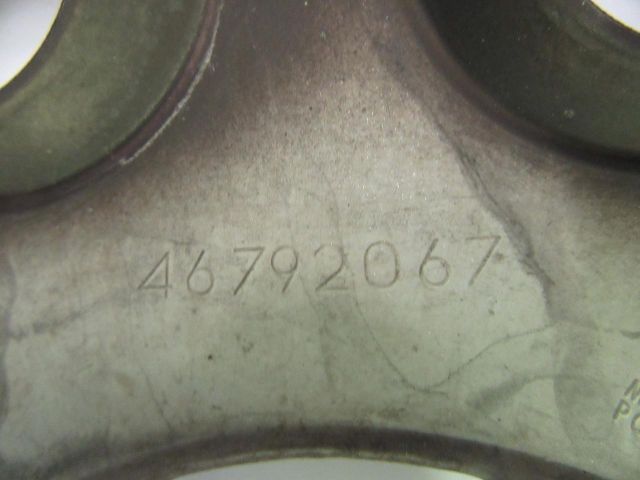 bontott ALFA ROMEO 147 Dísztárcsa (1 db)