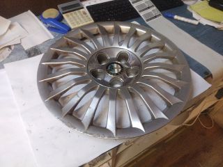 bontott ALFA ROMEO 147 Dísztárcsa (1 db)