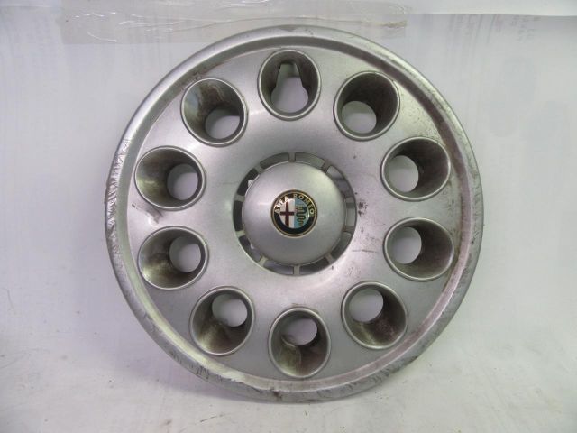 bontott ALFA ROMEO 147 Dísztárcsa (1 db)