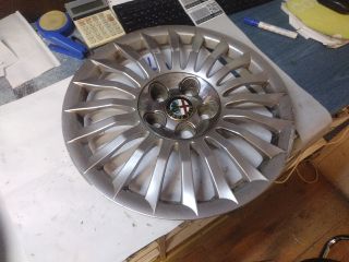 bontott ALFA ROMEO 147 Dísztárcsa (1 db)